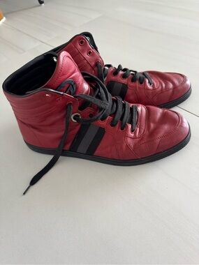 GUCCI Men's High-Top Leather Sneakers - Red